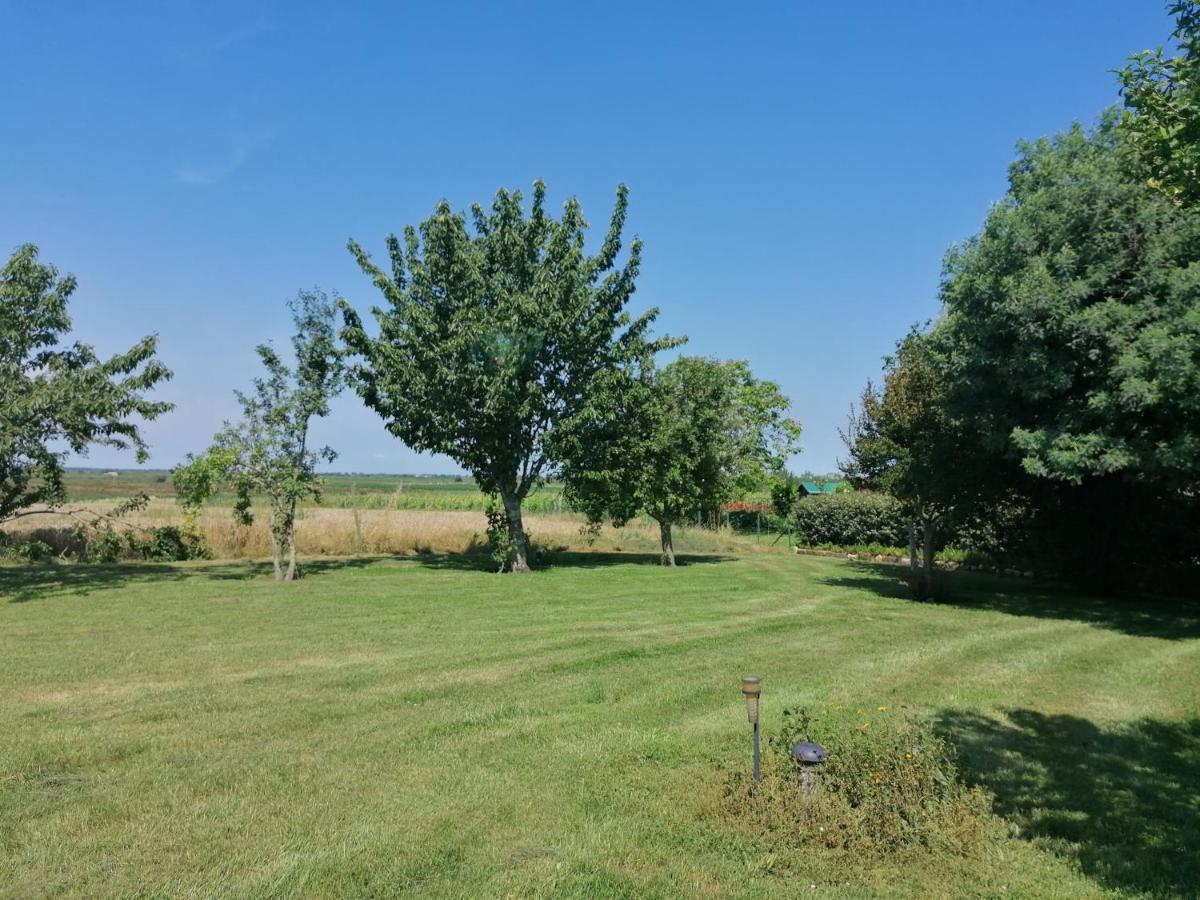 Nuit Au Calme Saint-Bonnet-sur-Gironde Zewnętrze zdjęcie
