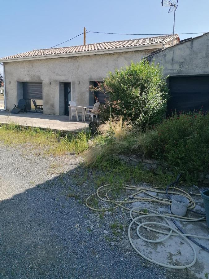 Nuit Au Calme Saint-Bonnet-sur-Gironde Zewnętrze zdjęcie
